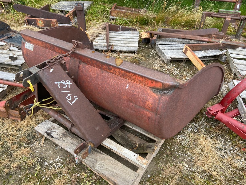 Attachments  3PT Dump Bucket - 66" Photo