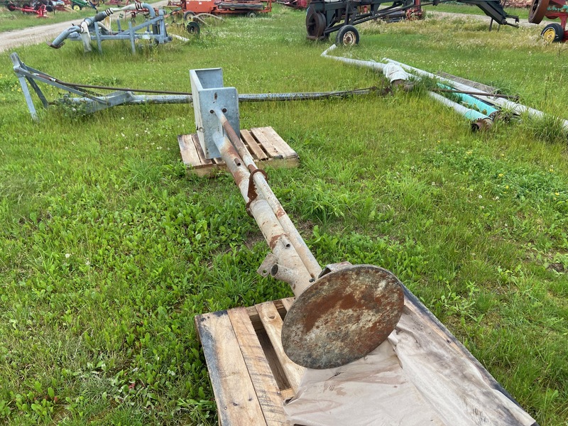 Manure Equipment  Electric Manure Pump - 4.5" x 8' Photo
