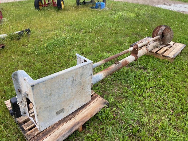 Manure Equipment  Electric Manure Pump - 4.5" x 8' Photo