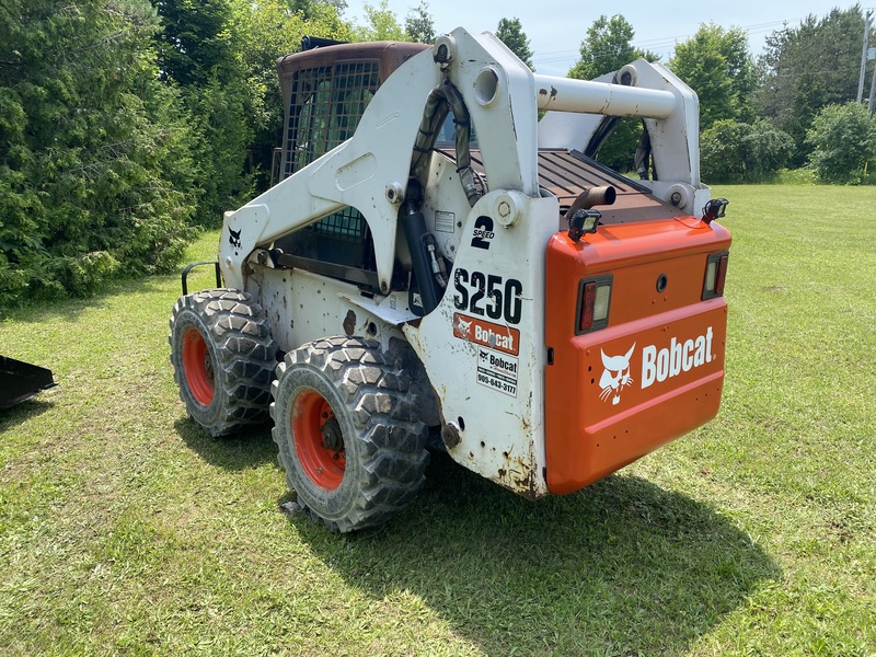 Bobcat S250 Skid Steer Loader for sale 