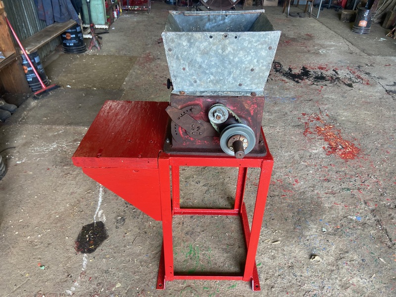 Small Roller Mill - 4' x 28"
