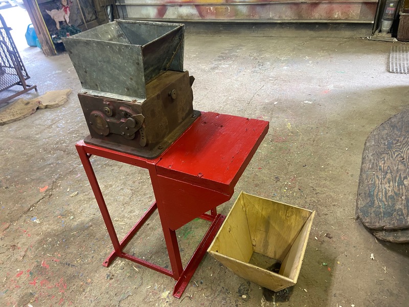 Hay/Forage/Livestock  Small Roller Mill - 4' x 28" Photo