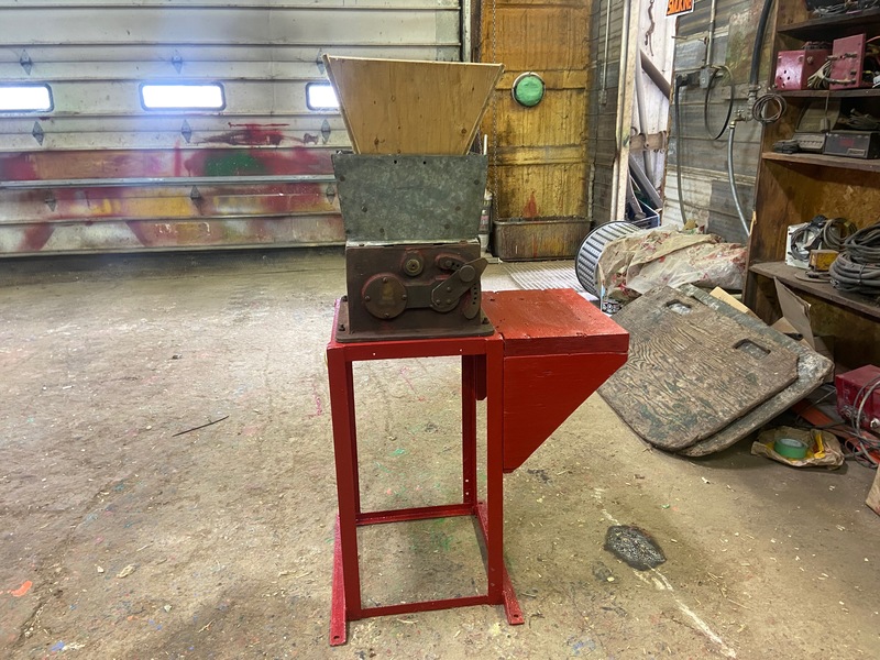 Hay/Forage/Livestock  Small Roller Mill - 4' x 28" Photo