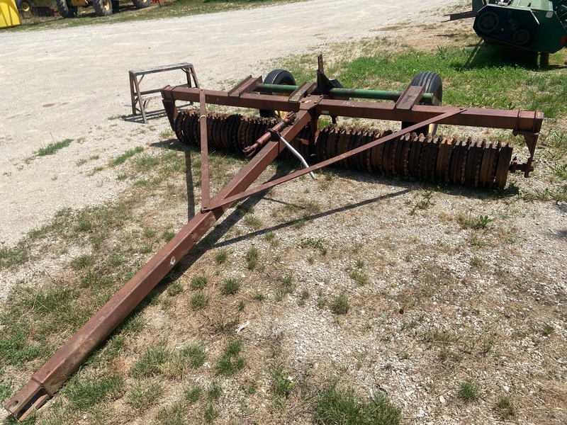 Sprocket Packer w/ Hydraulic Lift - 10FT