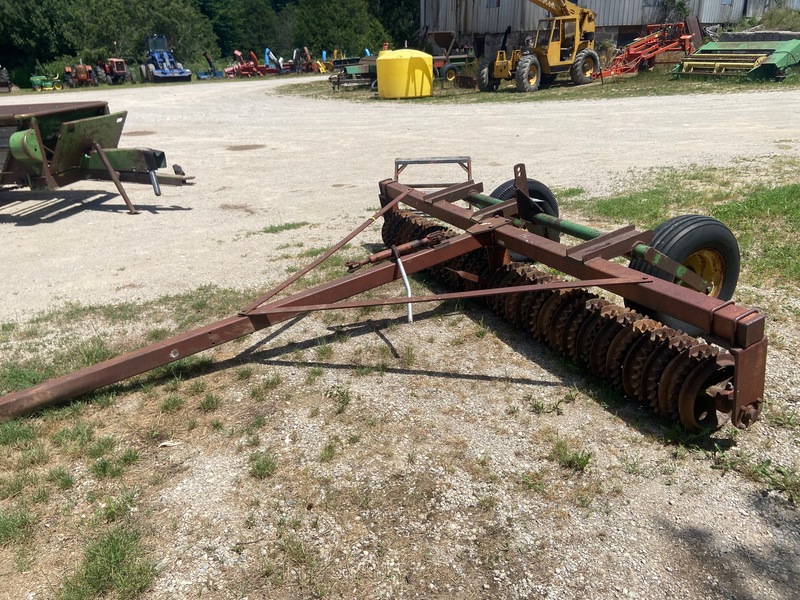 Tillage - Other  Sprocket Packer w/ Hydraulic Lift - 10FT Photo