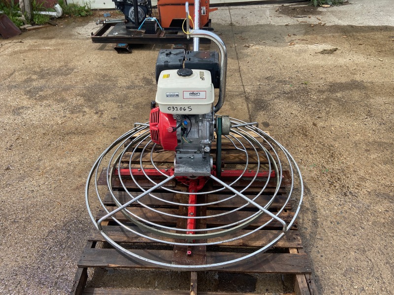 Construction  Razorback-Walker Power Trowel - 44" - 11HP Photo