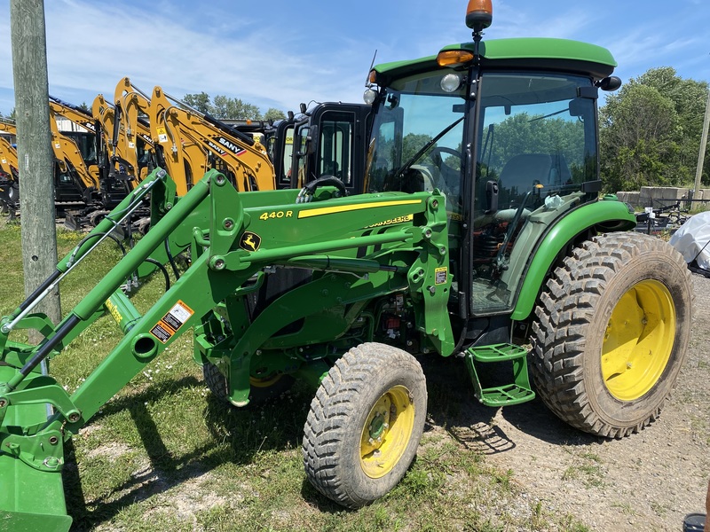 John Deere 4066R Compact Tractor w/Loader - 50hrs! 
