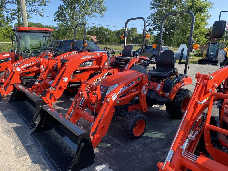 Kioti CS2510 Sub Compact Tractor 