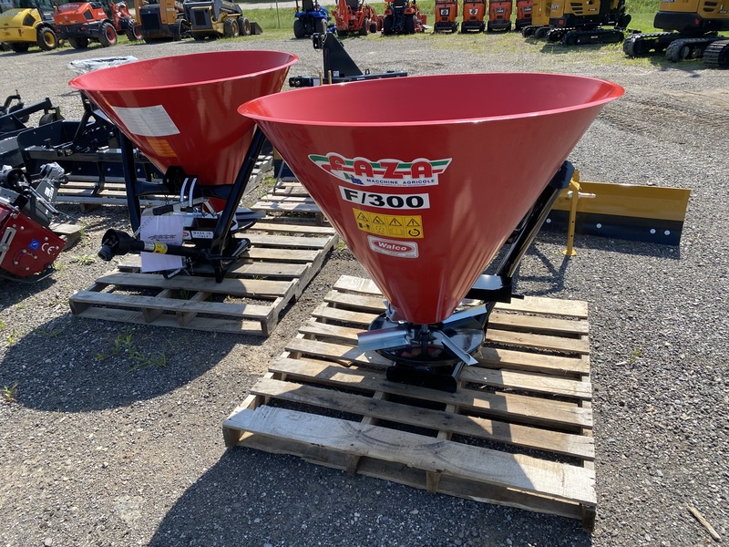 F300 Fertilizer spreader for 3 point hitch 