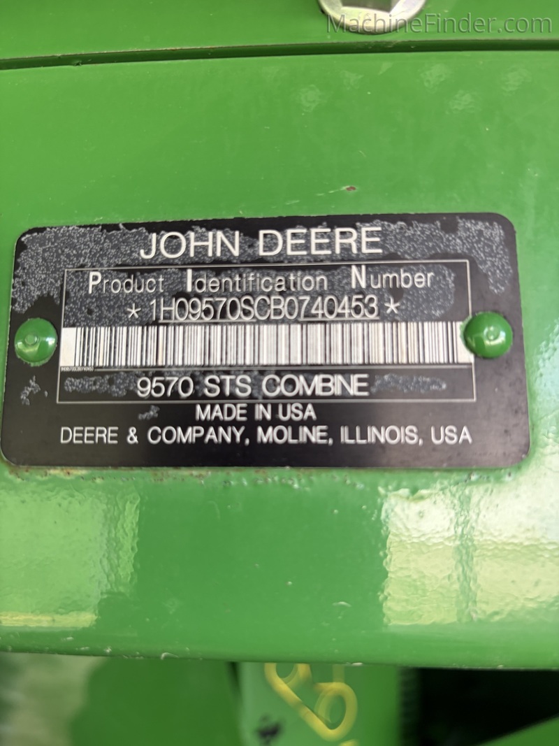 Harvesting  2011 John Deere 9570 STS Combine Photo