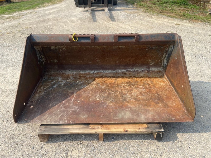 Skid Steer Bucket - 4.5FT