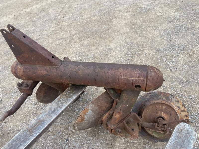 Tillage - Plows  Ferguson Disc Plow - 3PT Photo