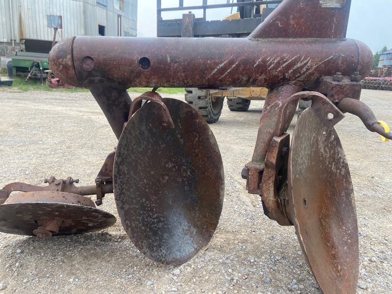 Tillage - Plows  Ferguson Disc Plow - 3PT Photo