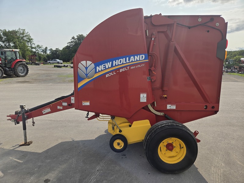 Hay & Forage  New Holland RB 450 Utilitty Photo
