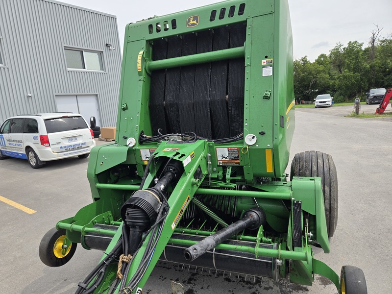 Hay & Forage  John Deere 450M Photo