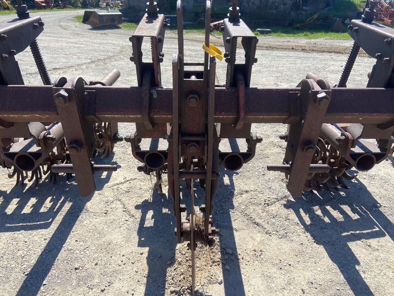 Tillage - Other  Lilliston 4 Row Rotary Scuffler Photo