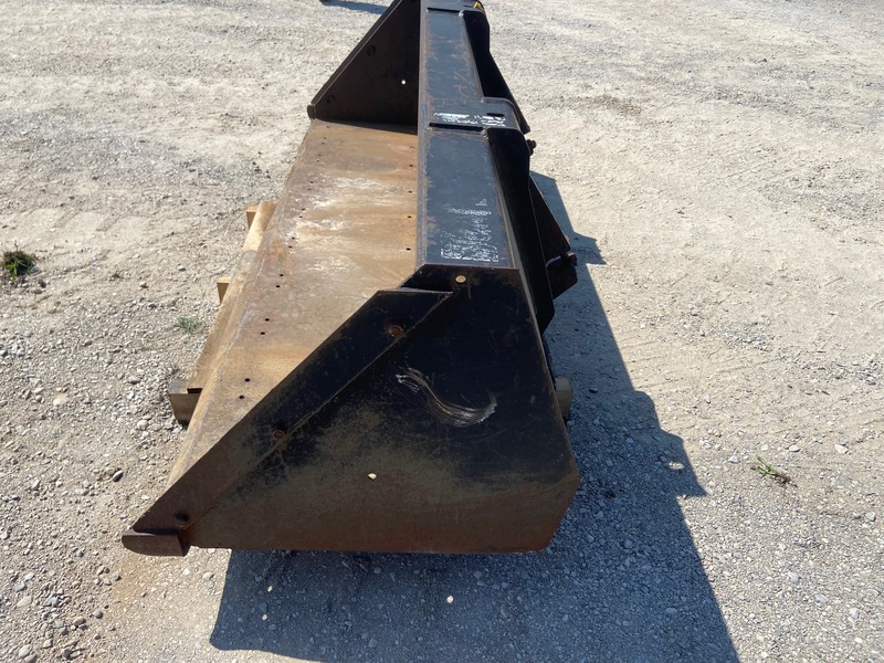 Attachments  Hardy Bucket - 7FT Photo