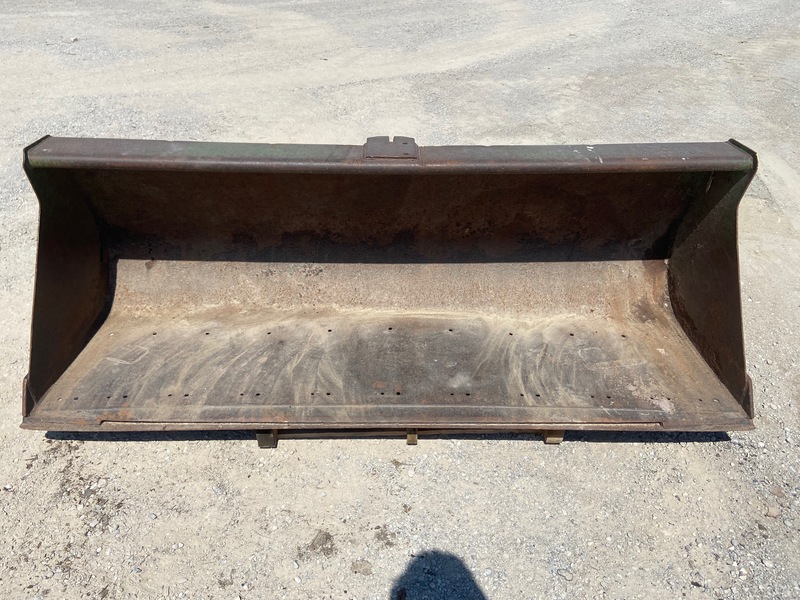 John Deere 640 Bucket - 7FT