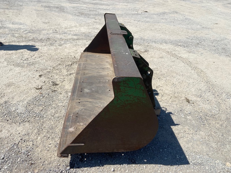 Attachments  John Deere 640 Bucket - 7FT Photo