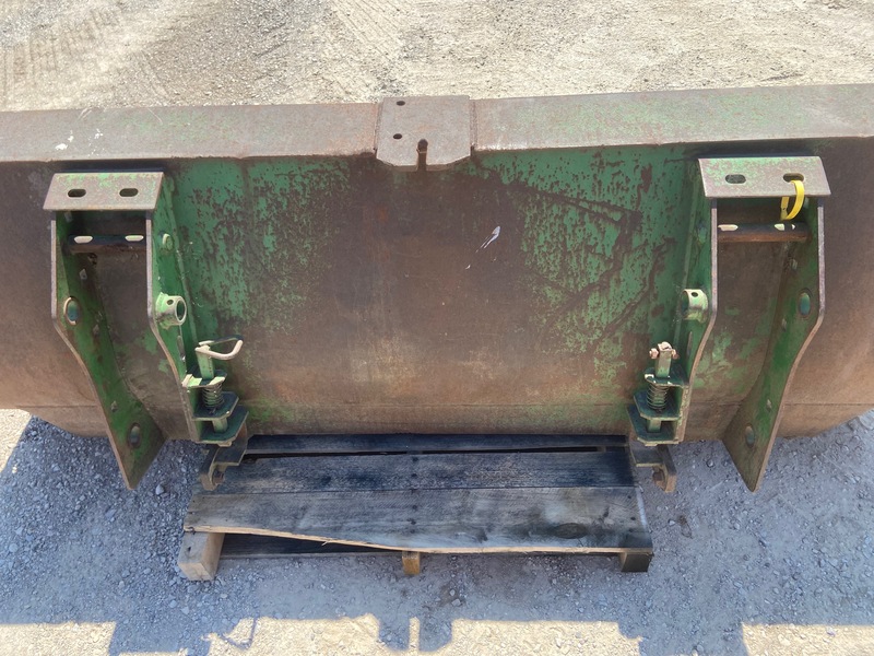 Attachments  John Deere 640 Bucket - 7FT Photo