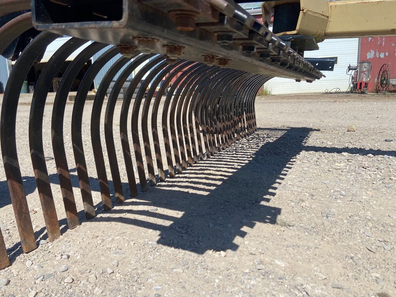 Attachments  Landscape Rake - Land Pride LR1572 - 6FT Photo