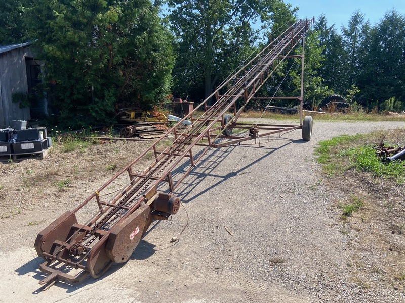 Forage King Electric Bale Elevator - 40FT