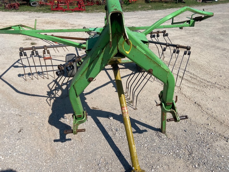 Hay/Forage/Livestock  Deutz-Allis KS 1.50 Rotary Rake Photo