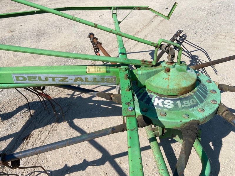 Hay/Forage/Livestock  Deutz-Allis KS 1.50 Rotary Rake Photo