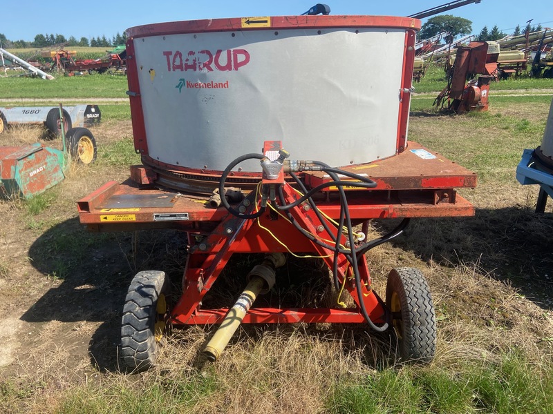 Hay/Forage/Livestock  Kverneland-Taarup 6FT Bale Chopper Photo