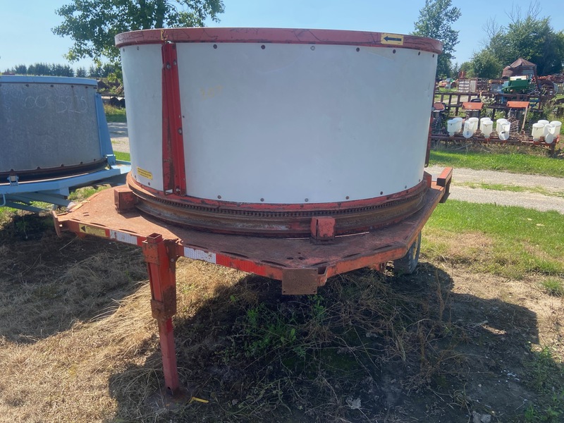 Hay/Forage/Livestock  Kverneland-Taarup 6FT Bale Chopper Photo