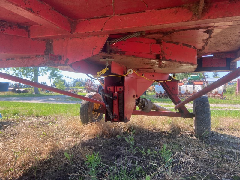 Hay/Forage/Livestock  Kverneland-Taarup 6FT Bale Chopper Photo