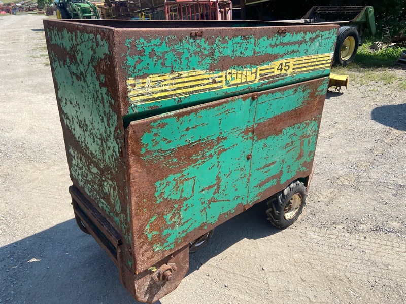 Miscellaneous  WIC 45 Feed Cart - 9HP Photo