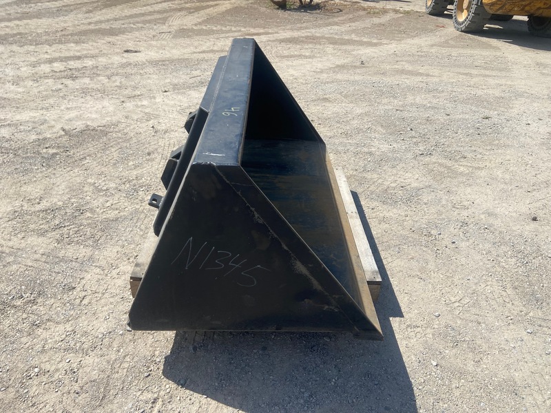 Miscellaneous  Compact Skid Steer Bucket - 5FT Photo