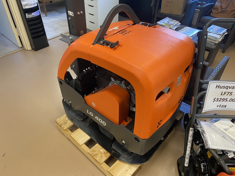 Husqvarna LG400 Reversible Compactor Plate - DEMO 