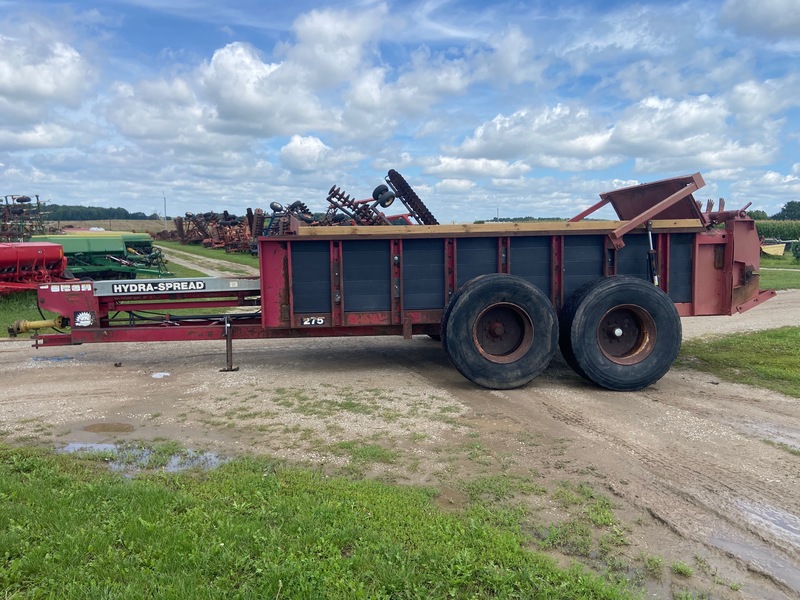 Manure Equipment  Hagedorn 275 Hydra-Push Manure Spreader Photo