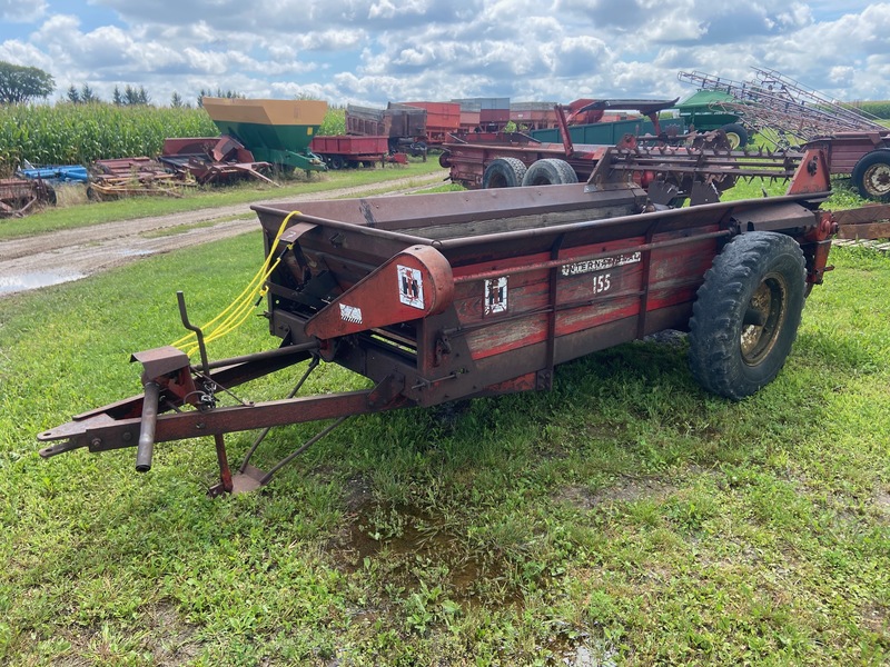 International Harvester 155 Manure Spreader