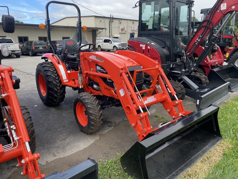 Kioti CK4020 Compact Tractor w/Loader