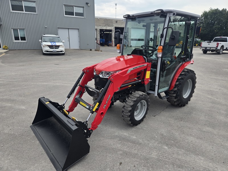 Massey Ferguson 1M.25H Cab Tractor With Loader
