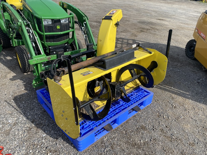 John Deere 1023E Sub Compact Tractor Loader /Front Blower