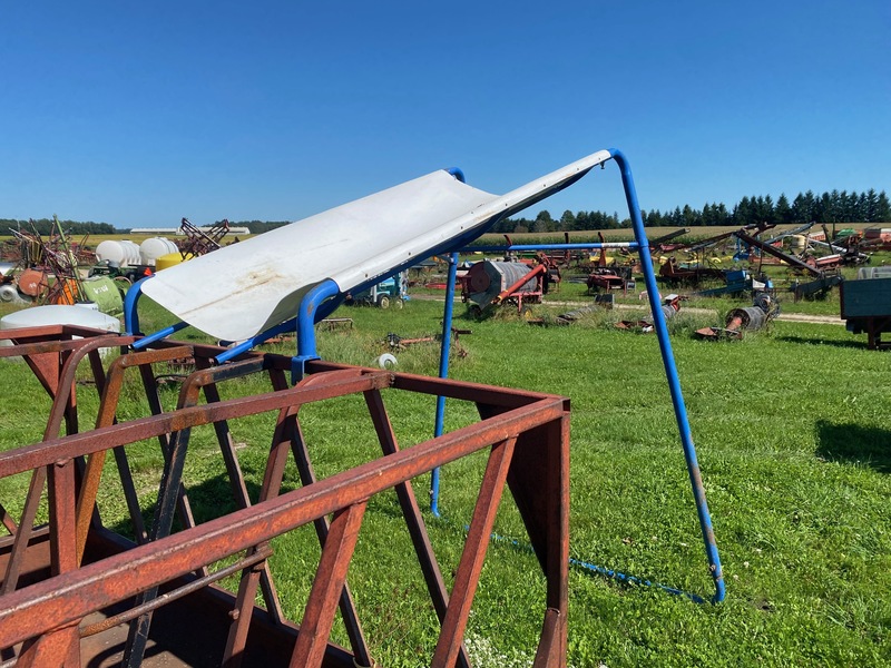 Hay/Forage/Livestock  Round Bale Slide For Feeder Photo