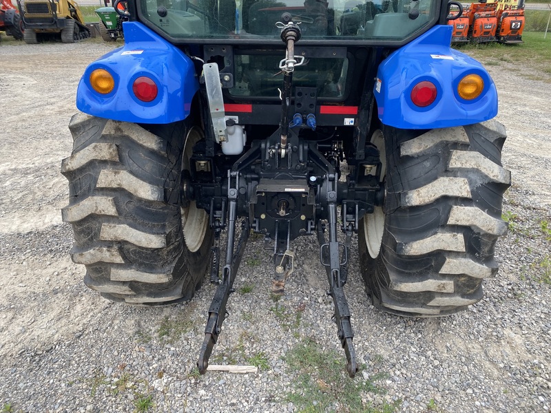 New Holland Boomer 45 Tractor Cab Loader 