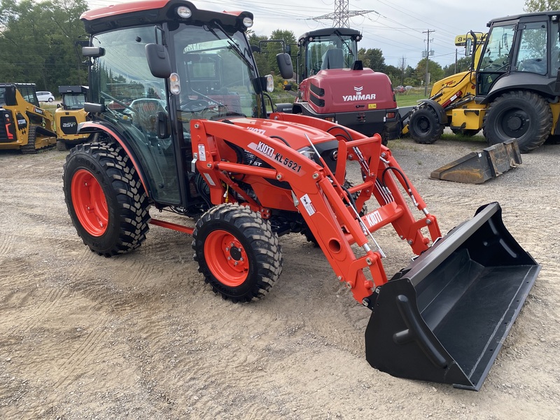 Kioti DK5320 Compact Tractor w/ Loader 