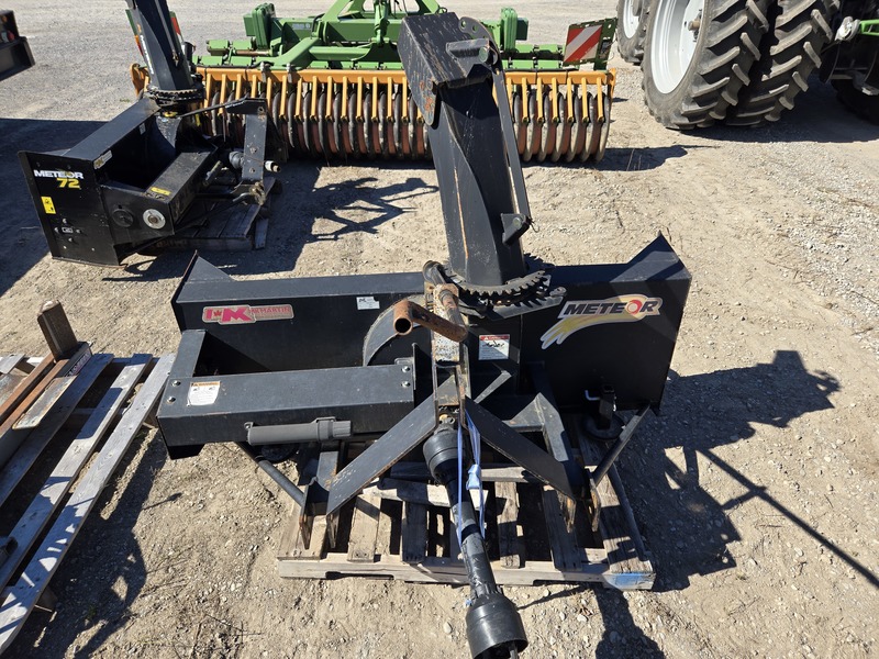 Attachments  Meteor SB72 Snow Blower Photo
