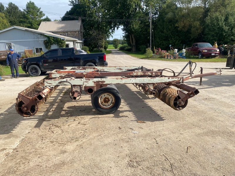 Tillage - Other  Dunham Lehr Cultipacker - 14FT Photo