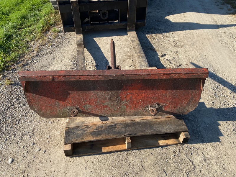 Attachments  Frey 3 Prong Bale Spear Photo