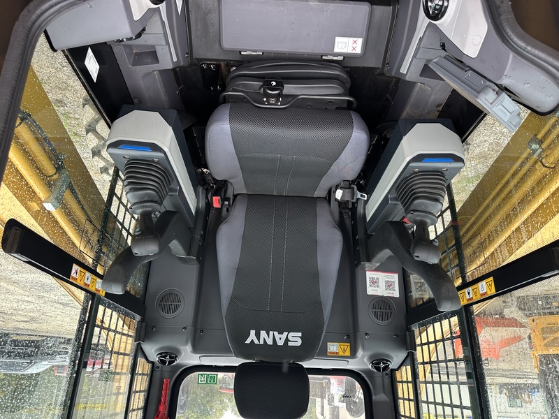 Sany SS270V Skid Steer Loader for sale - DEMO SPECIAL 