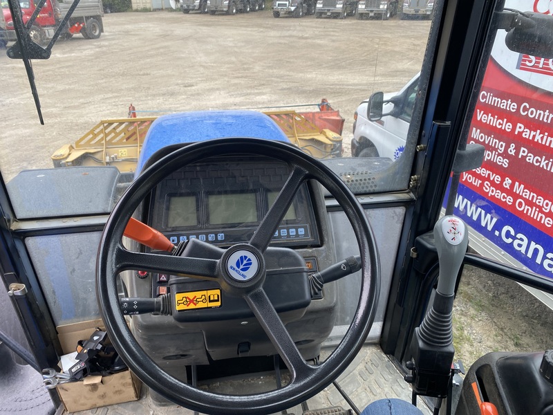 New Holland TM175 Tractor/Snowblower/SnowWing Plow 