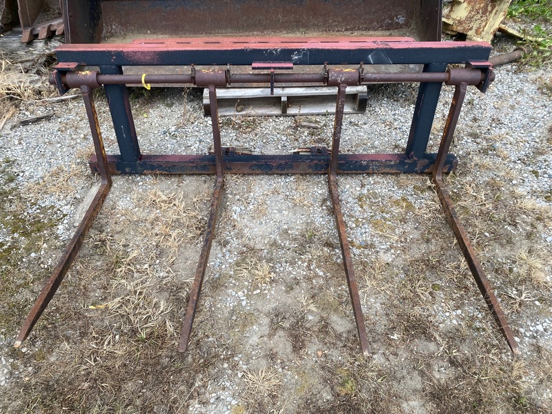 Attachments  Frey 4 Prong Bale Spear Photo