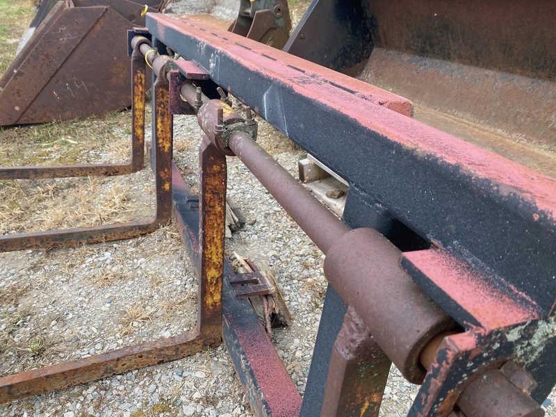 Attachments  Frey 4 Prong Bale Spear Photo