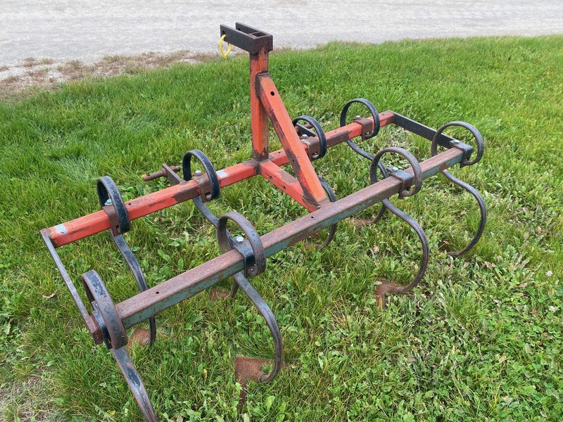 Tillage - Cultivators  5FT Cultivator - 3 Point Hitch Photo